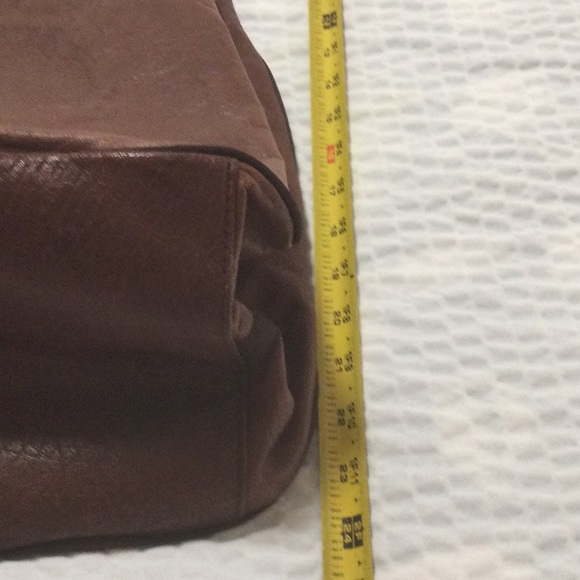 EUC BCBGMaxAzria Large Brown Leather Bag/Purse - Picture 12 of 16